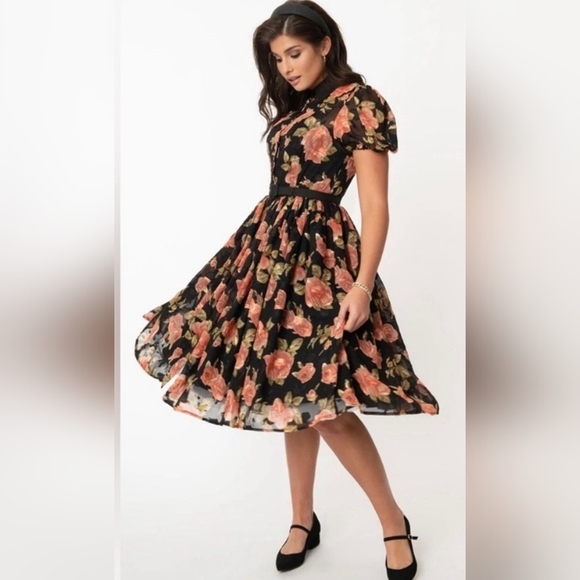 Unique Vintage Dresses & Skirts - Unique Vintage Floral Swing Dress